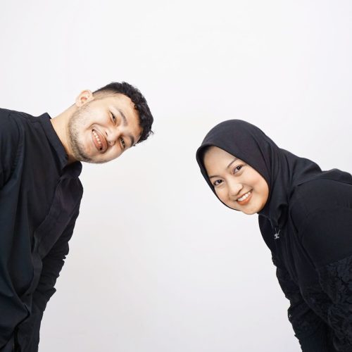 10. First Meet (1) karina vickri