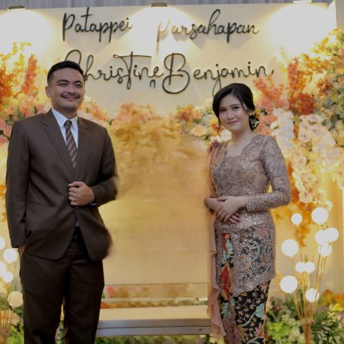 BENJAMIN-CHRISTINE11