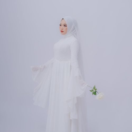 Bride 2_1 windy yoga (1)