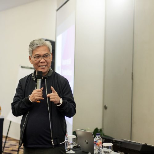 Dr. Julianto Simanjuntak5
