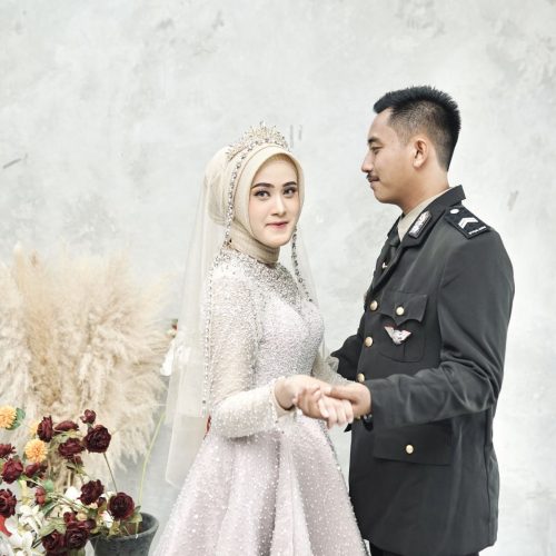 GROOM-BRIDE AJI SARAH3