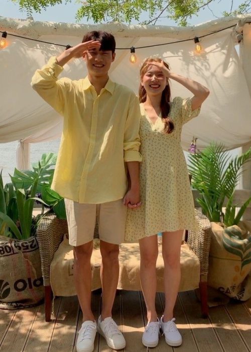 Picnic summer couple outfit 3