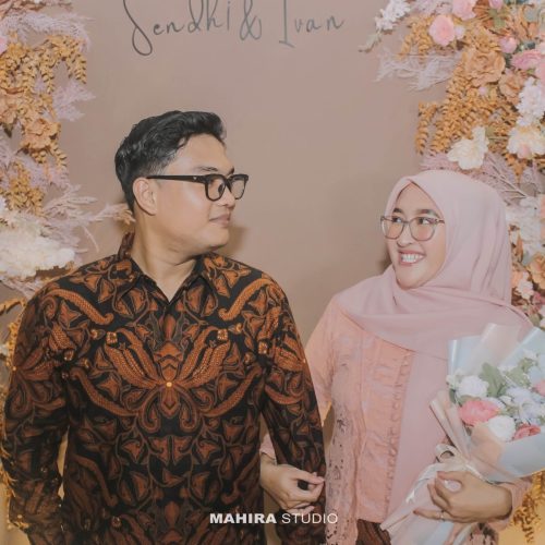 The engagement_1 Sendhi Ivan