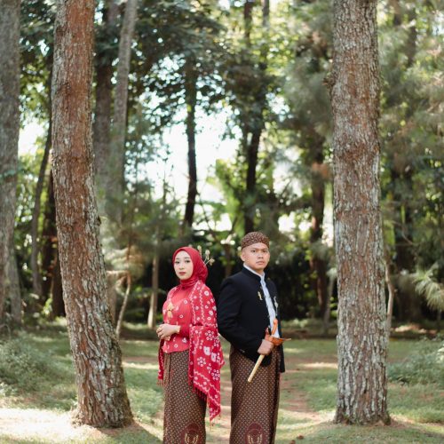 The groom adyt & Eka