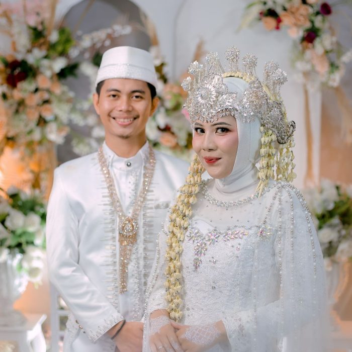 bride abdul rizky (2)