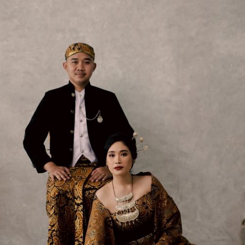 cover yuda estherica